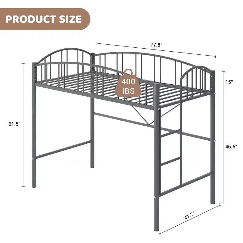 Lit mezzanine double avec cadre métallique robuste ; barrières de sécurité cintrées et échelle de sécurité.