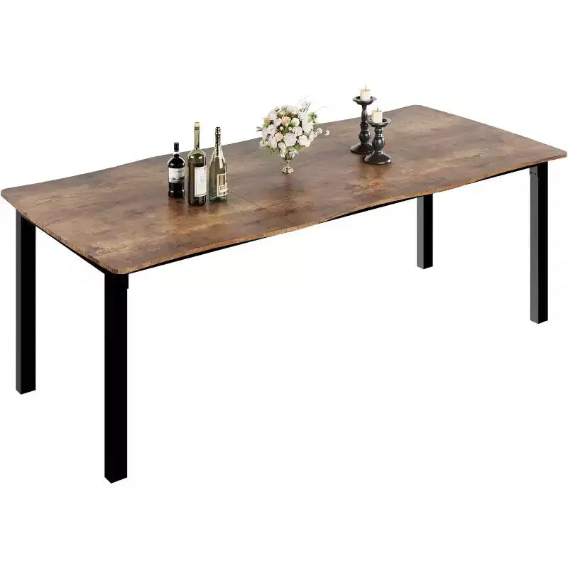 Table de salle à manger à bord ondulé irrégulier