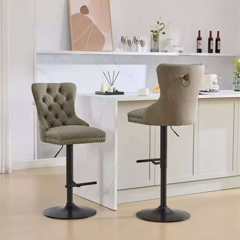 Tabouret de bar pivotant et rembourré de style moderne avec dossier capitonné