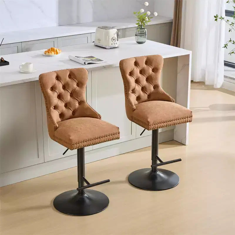 Tabouret de bar pivotant et rembourré de style moderne avec dossier capitonné