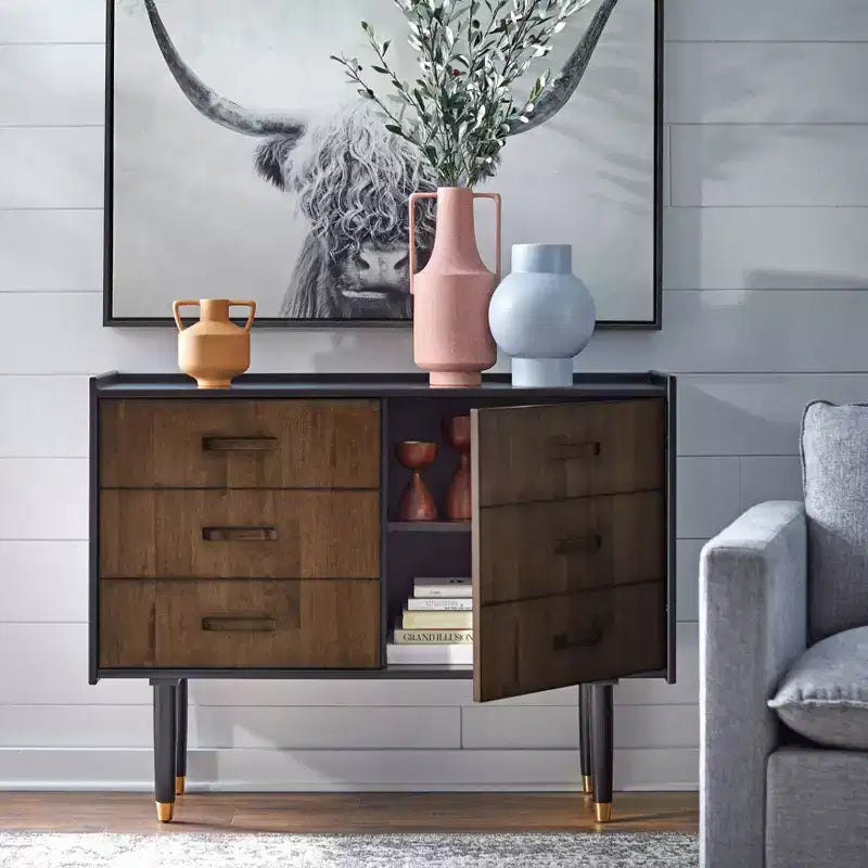 Bahut décoratif moderne de style médiéval, bois noir/noyer