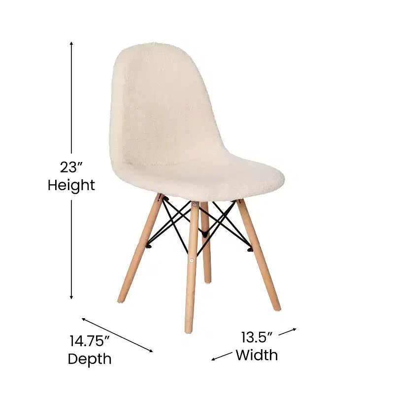 Fauteuil lounge en fausse peau de mouton avec pieds en hêtre
